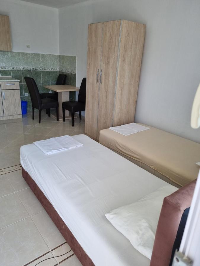 Apartmani Ani Бар Екстериор снимка