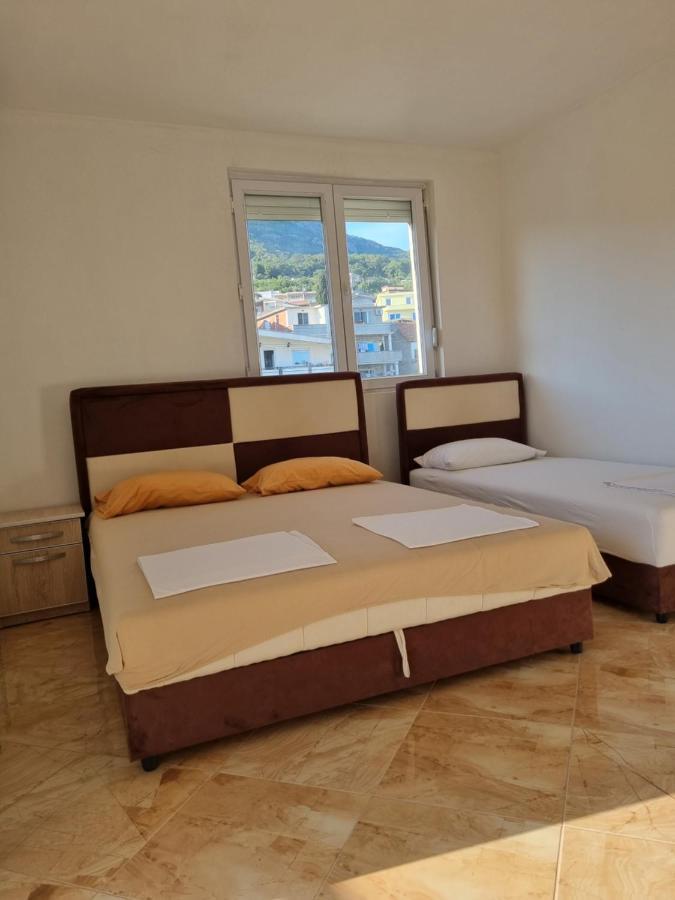 Apartmani Ani Бар Екстериор снимка