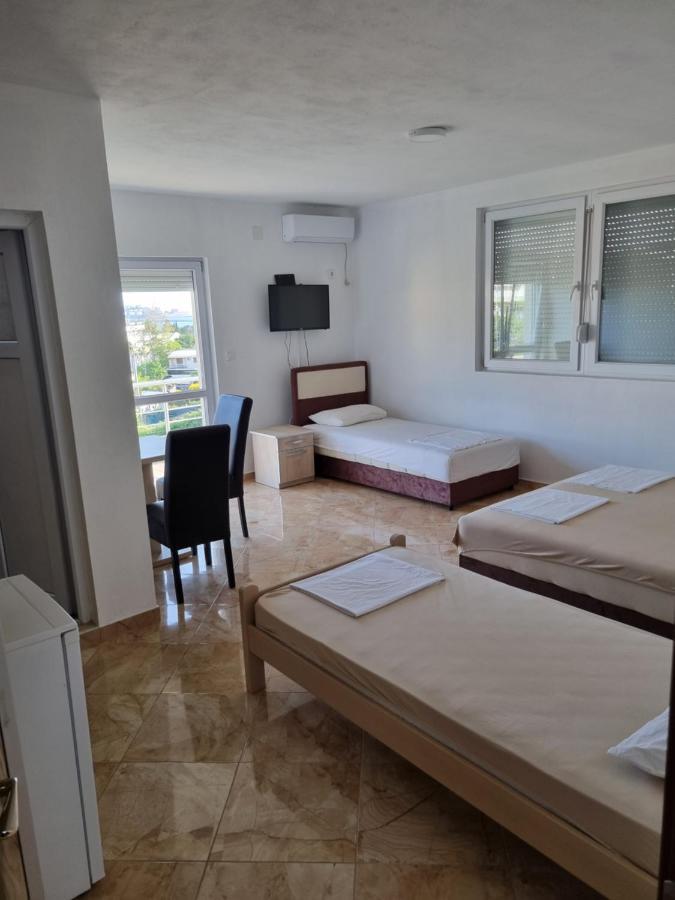 Apartmani Ani Бар Екстериор снимка