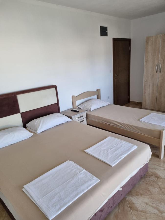 Apartmani Ani Бар Екстериор снимка