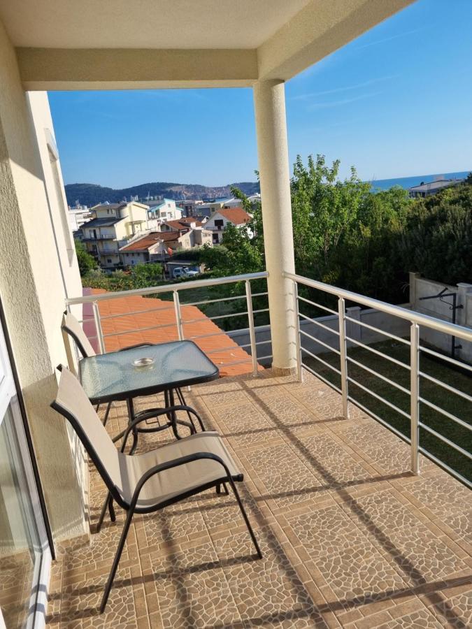 Apartmani Ani Бар Екстериор снимка