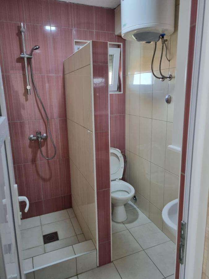 Apartmani Ani Бар Екстериор снимка