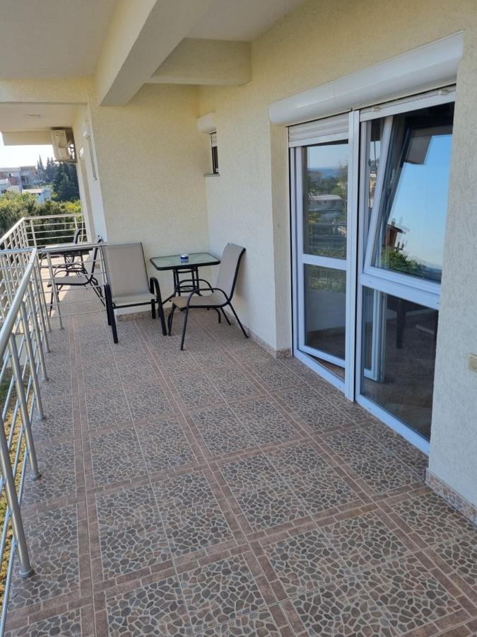 Apartmani Ani Бар Екстериор снимка