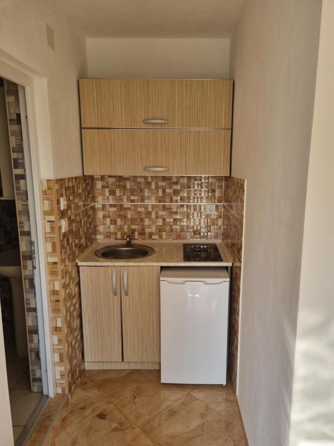 Apartmani Ani Бар Екстериор снимка